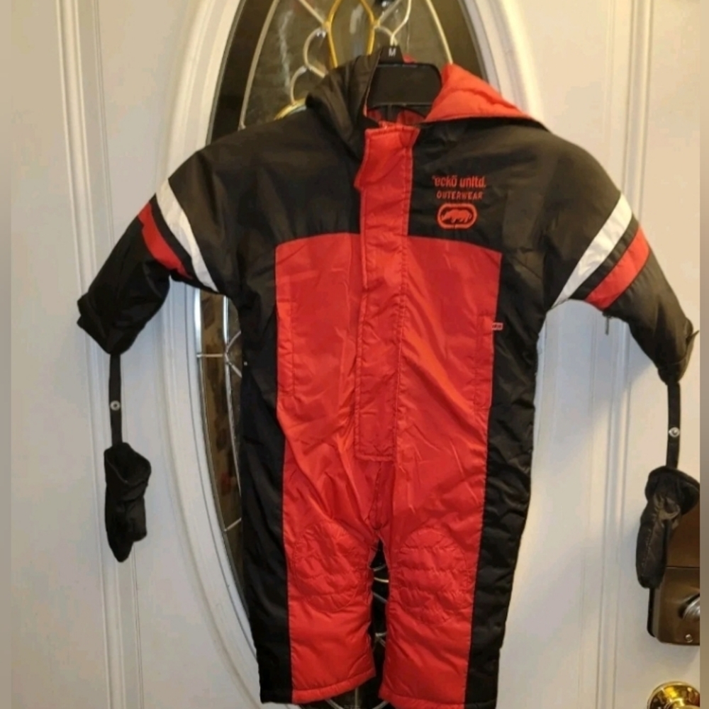 NWOT Ecko Unlimited Outerwear 12 Mo. Bunting & Attached Gloves